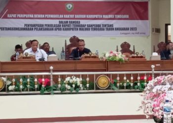 Ini Penjelasan Ketua DPRD Malra Saat Paripurna Ranperda Pelaksanaan APBD 2023