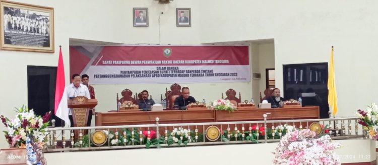 Hadiri Paripurna, Pj Bupati Malra Sampaikan LKPD