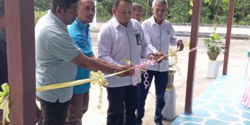 Pusat Souvenir Ekraf Pantai Ngurbloat Diresmikan