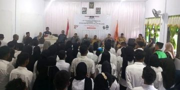 72 Anggota Pengawas TPS  Kecamatan Pulau Dullah Selatan Dilantik