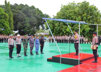 Jadi Irup, Kapolres Tual Pimpin Apel Gelar Pasukan Operasi Lilin Salawaku Tahun 2024