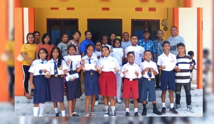 Program Beasiswa Desa Isso Diharapkan Berkelanjutan Demi Kemajuan Pendidikan Anak Sekolah