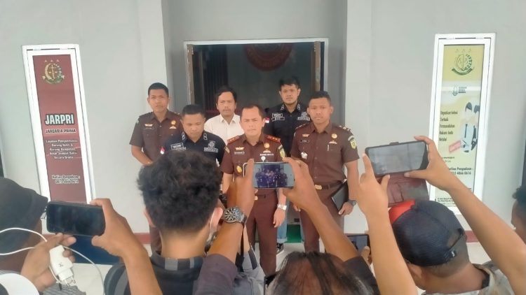 Diduga Lakukan Korupsi, Kadis Perpustakaan Kabupaten Kepulauan Aru Ditetapkan Tersangka