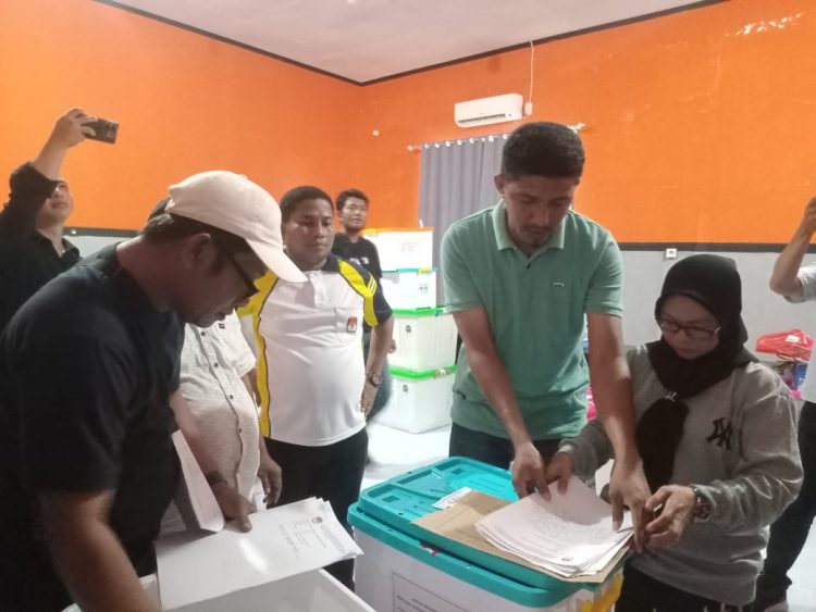 Wow!! Banyak Dokumen Hilang Saat Kotak Suara Dibuka, KPU Buru Dikecam