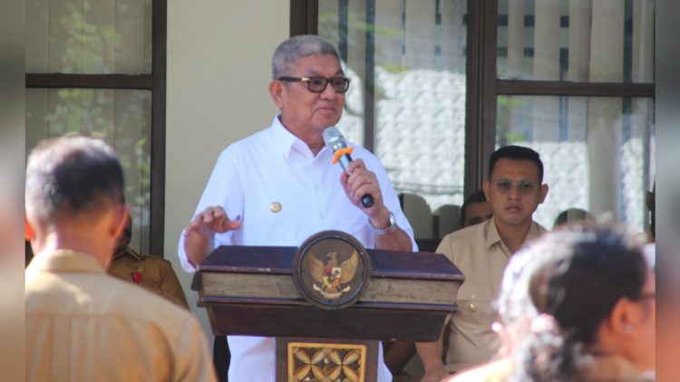 Bupati Malra Ingatkan OPD untuk Saling Menguatkan dalam Pelayanan Publik