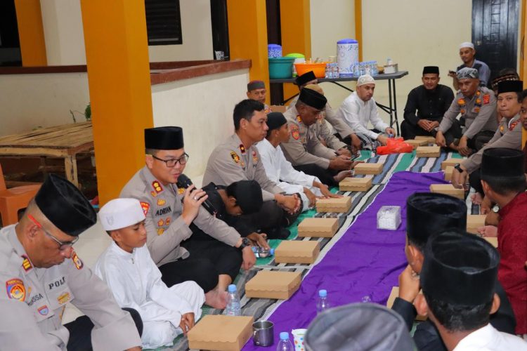 Kapolres Gelar Buka Puasa Bersama Media dan Anak Yatim di Kota Tual