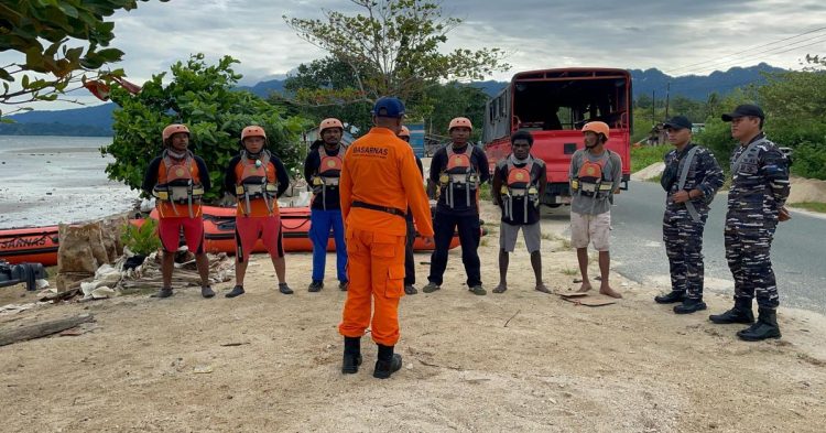 Satu Orang Hilang dalam Insiden Long Boat Terbalik di Kaimana