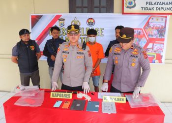 Polres Tual Ungkap Kasus Pencurian Yang Terjadi Di Counter Handphone