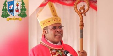 Jelang Pelaksanaan Konklaf, Uskup Diosis Amboina Ajak Umat Katolik Doa Bersama