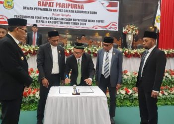 Paripurna DPRD Buru Tetapkan Ikram–Sudarmo Sebagai Bupati dan Wabup Terpilih