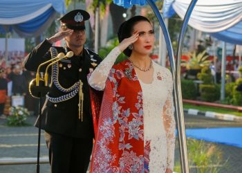 Menteri Widiyanti Jadi Irup Peringatan HUT ke-80 RI di Lingkup Kemenpar