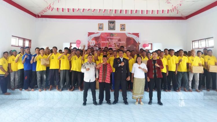 Rangkaian HUT RI-80 di Lapas Namlea Ditutup dengan Porseni dan Remisi