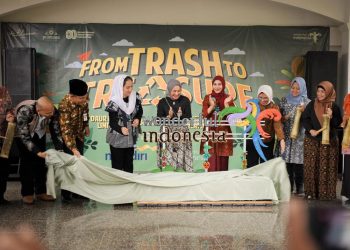 Monumen Wonderful Indonesia dari Sampah Plastik Warnai Bazaar Merdeka di Borobudur