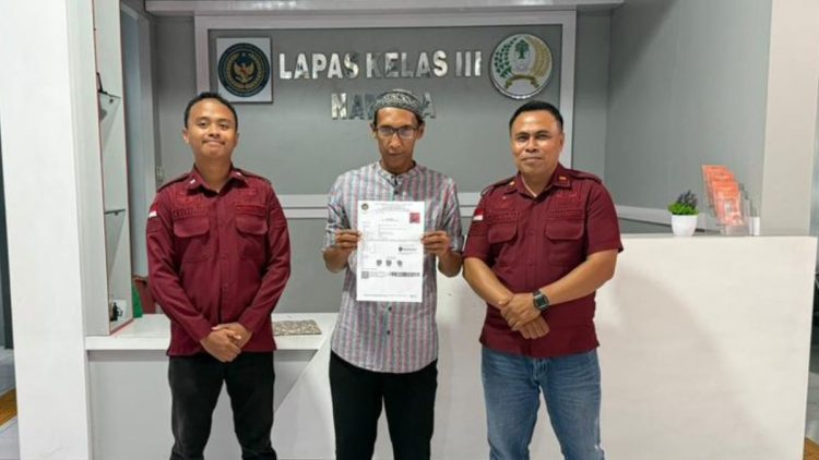 Warga Binaan Lapas Namlea Terima CB, Siap Terapkan Hasil Pembinaan