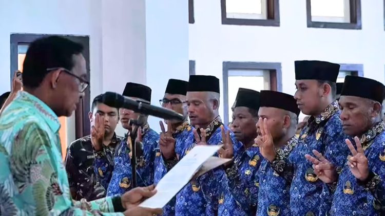526 PPPK Kota Tual Dilantik, Wali Kota Tekankan Disiplin hingga Loyalitas