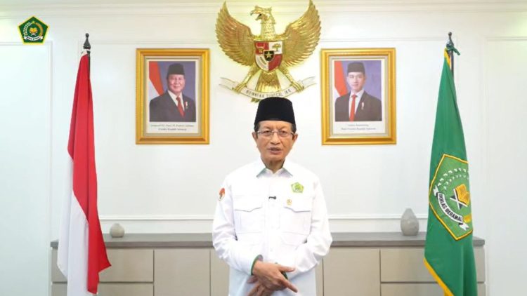 Bulan Rosario, Menteri Agama Ajak Umat Katolik Doakan Bangsa Indonesia