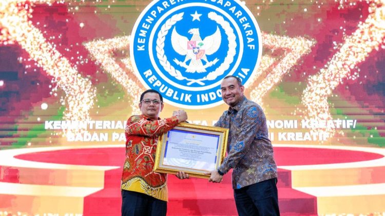 Kemenpar Sabet Penghargaan Tertinggi dari ANRI untuk Pengawasan Kearsipan dan Digitalisasi