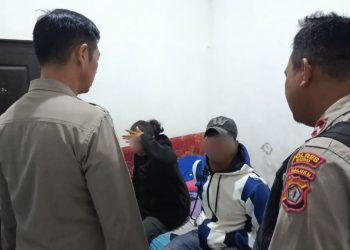 Kapolsek Namlea Pimpin Patroli Malam, Judi dan Pasangan Bukan Suami-Istri Dibubarkan