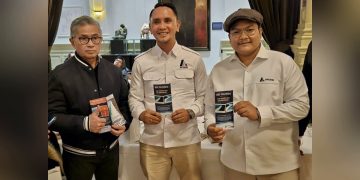 Terobosan Kei Di Eropa: Ronald Tethool ‘Go Internasional’ bersama Pantai Ngurbloat