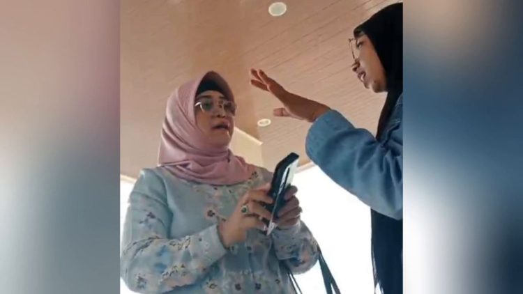Istri Mantan Sekda Bursel Protes Wartawan Saat Sidang di PN Namlea