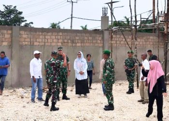 Dandim 1503/Tual Dampingi Irdam XV/Pattimura Tinjau Sejumlah Proyek