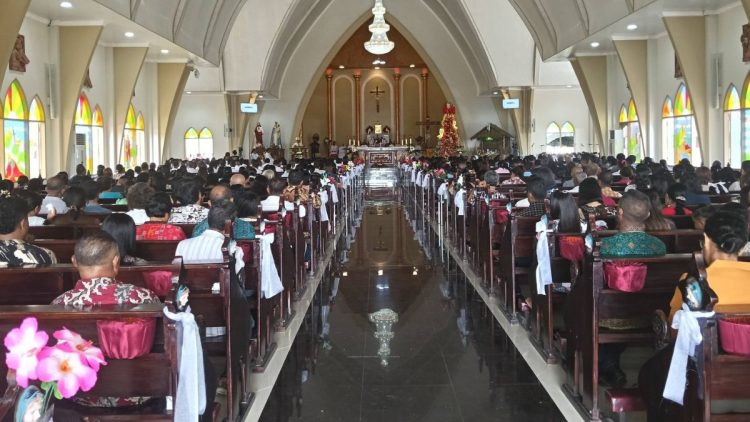 Simak Bacaan-Bacaan Liturgi Gereja Katolik, Minggu 4 Januari 2026