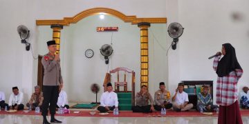 Tatap Muka dengan Warga Fiditan, Kapolda Maluku Ajak Jaga Keamanan Bersama