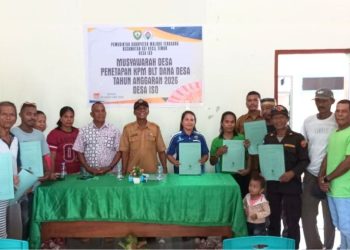 SK Kepala Ohoi Iso Diserahkan ke Kelembagaan, Perkuat Tata Kelola Desa