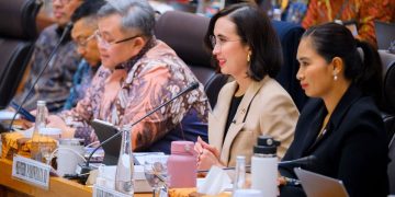 Menpar Paparkan Capaian Pariwisata 2025 dan Target 2026 di DPR