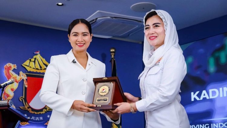 Wamenpar: Pariwisata Ramah Muslim Perkuat Ekonomi Syariah Nasional