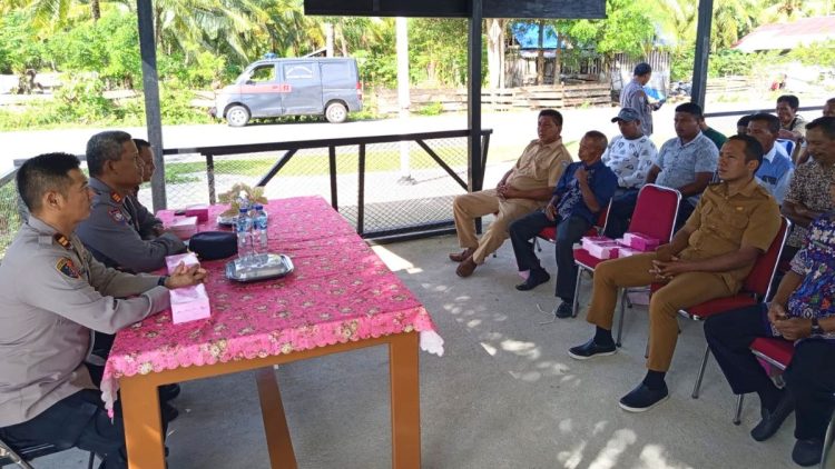 Polisi Gelar Coffee Morning di Buru, Warga Diminta Aktif Jaga Kamtibmas